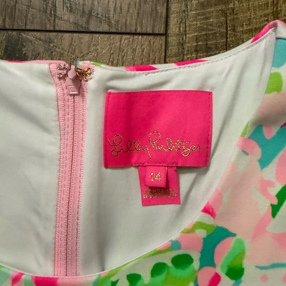 Lilly Pulitzer - Picture 3 of 4